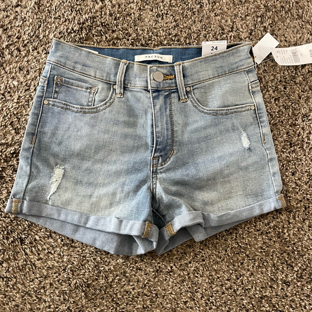 NWT highly waisted shorts!